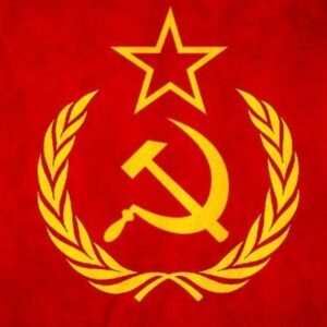 Hoz y martillo amarillos sobre bandera roja como imagen destacada del artículo sobre comunismo y socialismo